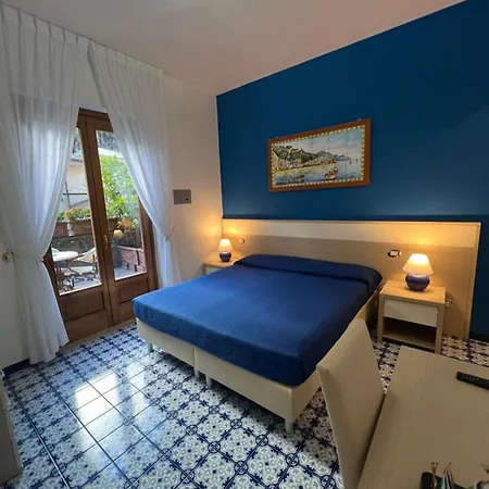 Adriana Guest house
