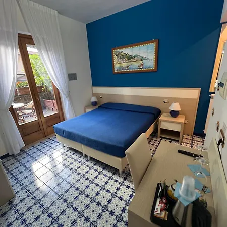 Adriana Gasthuis Amalfi