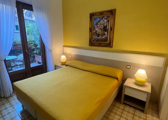 Adriana أمالفي