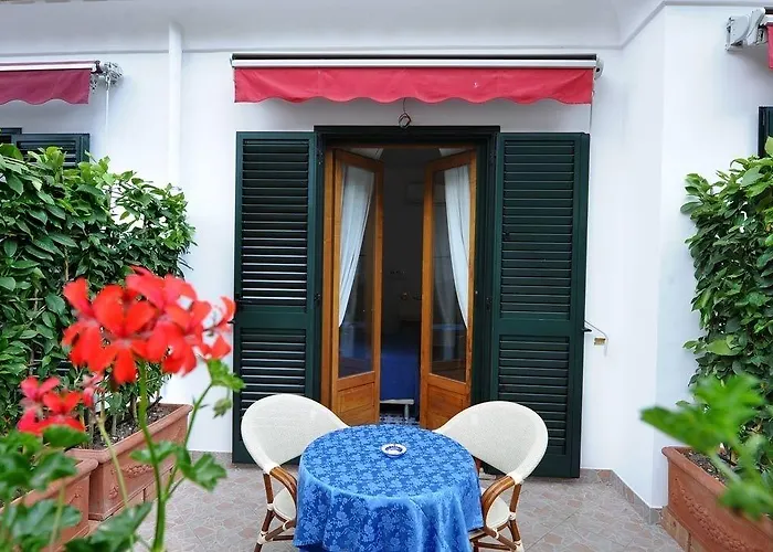 Adriana أمالفي