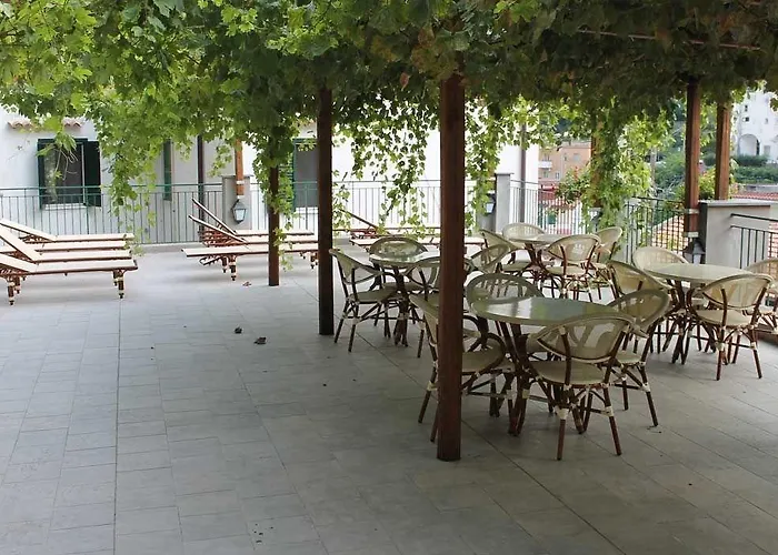 Adriana بيت ضيافة 4*