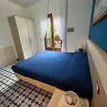 Πανσιόν Adriana 4*
