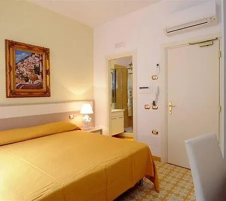 Adriana Guest house 2*
